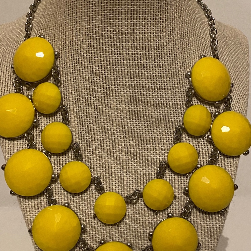 Yellow bubble necklace - Picture 2 of 4